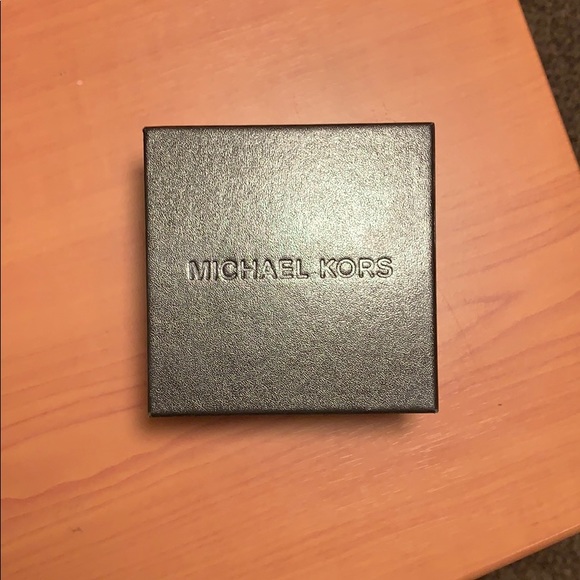 Michael Kors watch - Picture 2 of 2